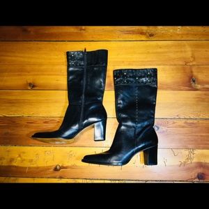 White Mountain Boots, Size 9